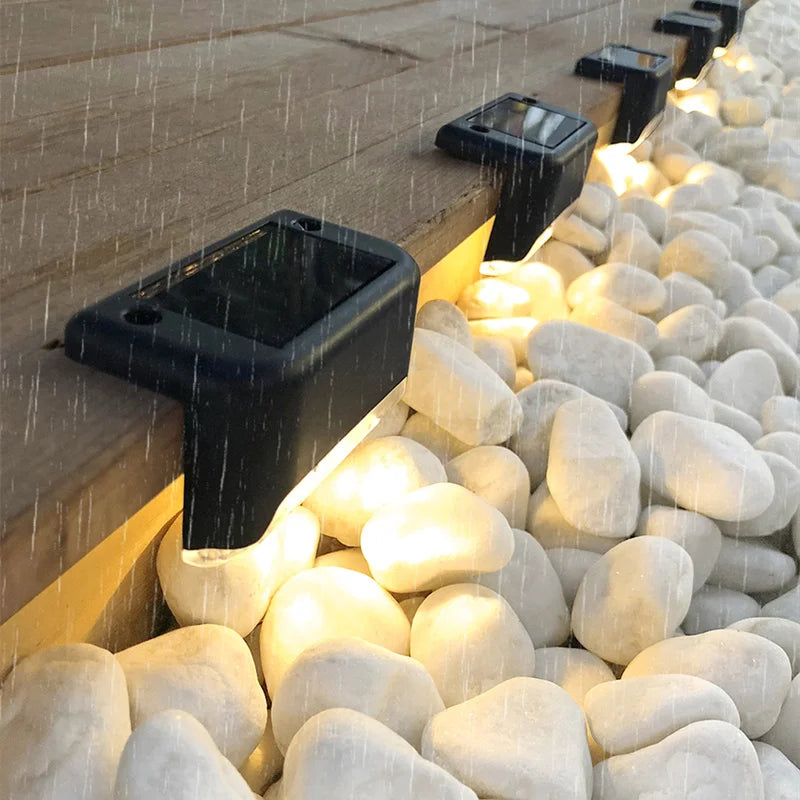 Ultra-silná solárna LED lampa na vonkajšie použitie